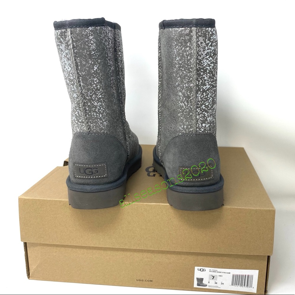 🌿SPRING SALE🌿 UGG Classic Short 2 Foil Glam Women’s Boots Size 7 - Picture 5 of 9
